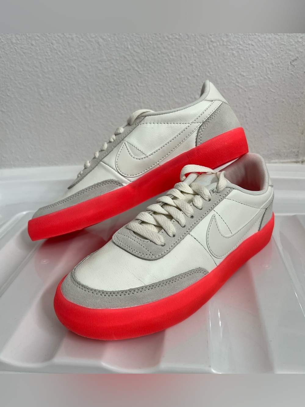 NIKE Killshot 2 BRAND NEW White and Neon Pink Red Low-Top Sneakers